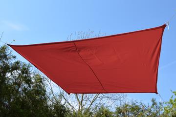 Piros napvitorla 2,9*1,9*1,6*1,6 m trapéz